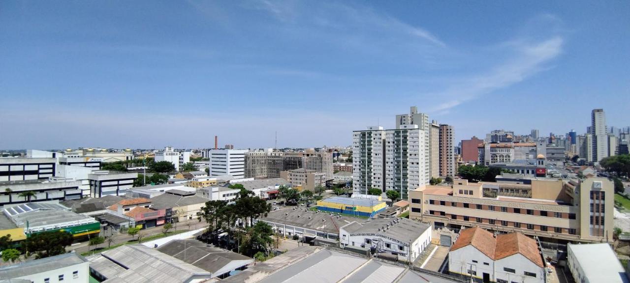 Estudio Aconchegante No Centro De Curitiba - Ar Condicio E Localizacao Perfeita! エクステリア 写真